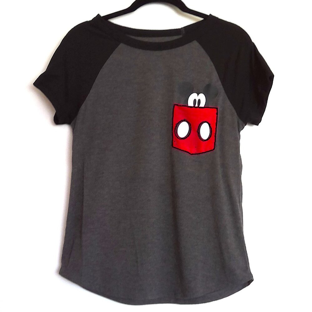 Disney Official Mickey Mouse Pocket T Shirt Top Stretch EUC Junior Sz M